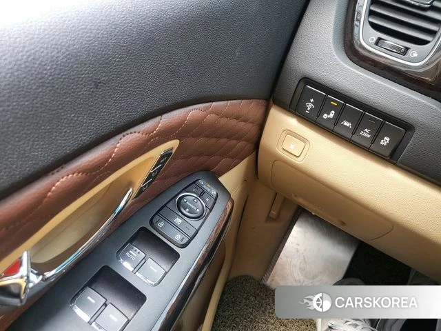 Kia The New Carnival id 4531080 из Кореи 18