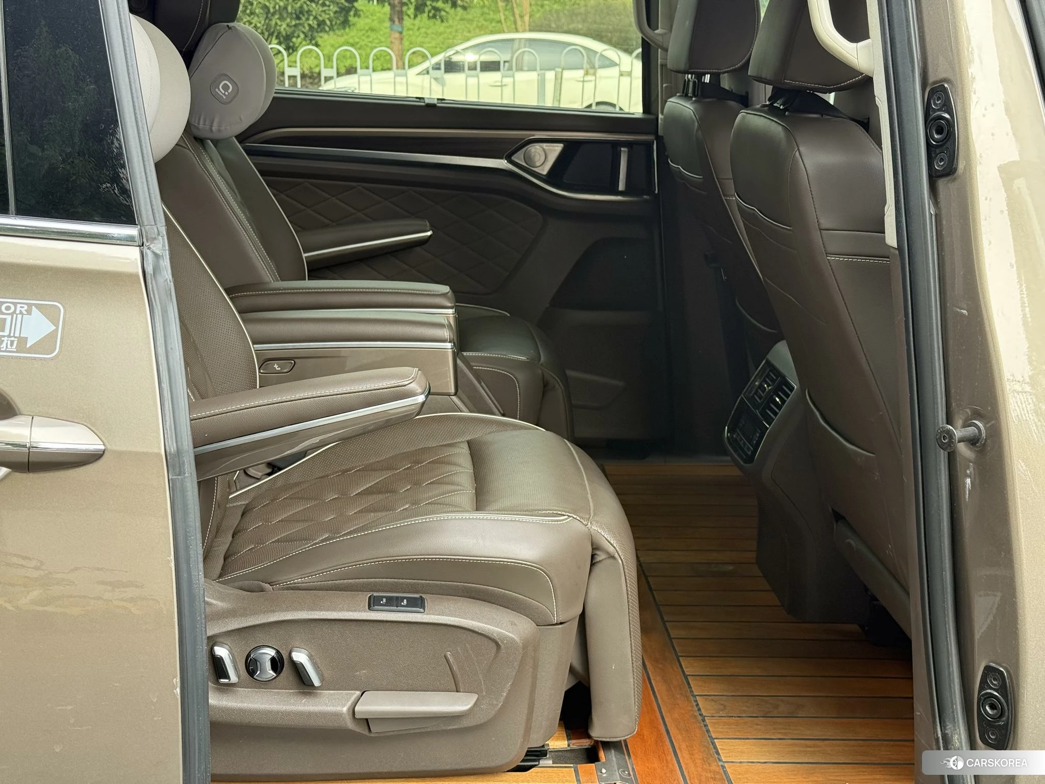 Volkswagen Weiran id 4467859 из Китая 15