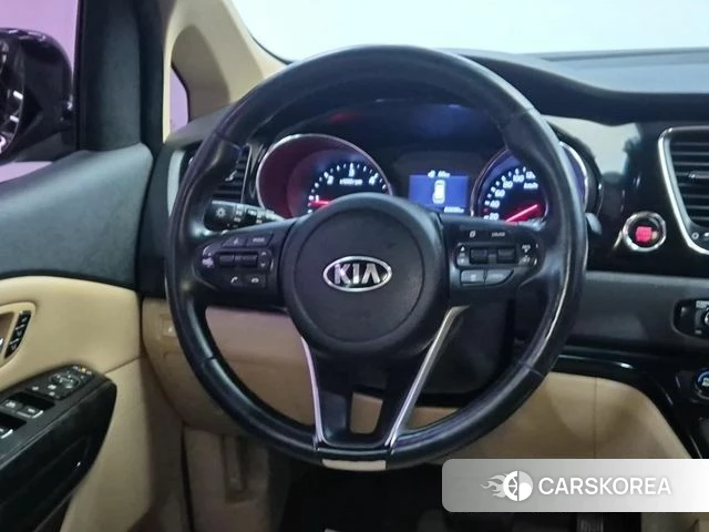 Kia The New Carnival id 4250721 из Кореи 18