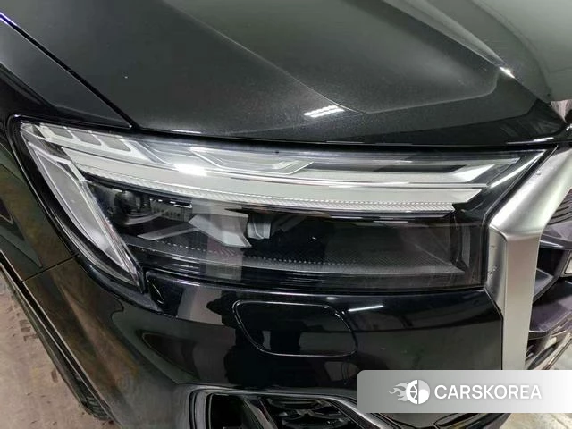 Audi Q7 id 4260815 из Китая 16