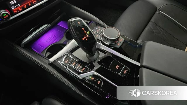 BMW 5 Series (G30) id 3859030 из Кореи 10