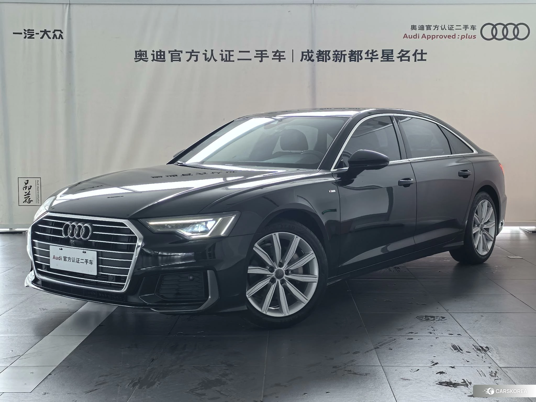 Audi A6L id 4461640 из Китая 16