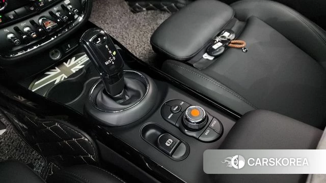 Mini Cooper Clubman id 4244770 из Кореи 36