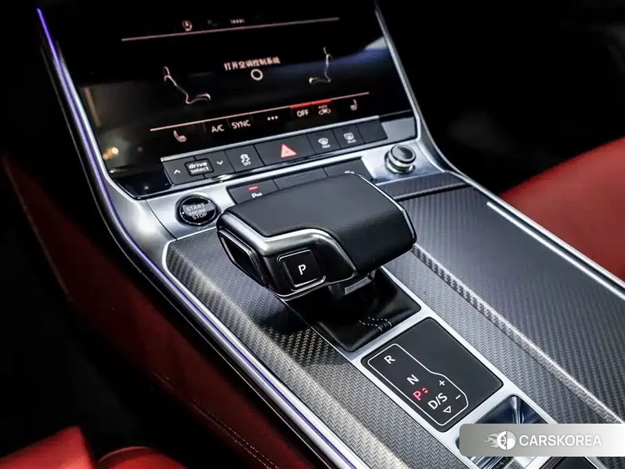Audi A7L id 4570596 из Китая 33