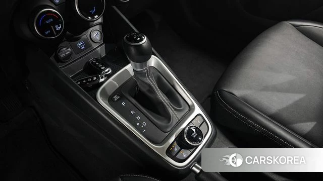 Hyundai Venue id 3905374 из Кореи 19