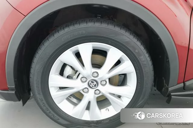 Toyota IZOA id 4262361 из Китая 23