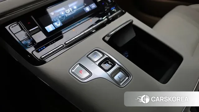 Hyundai The New Grandeur IG id 3707954 из Кореи 19