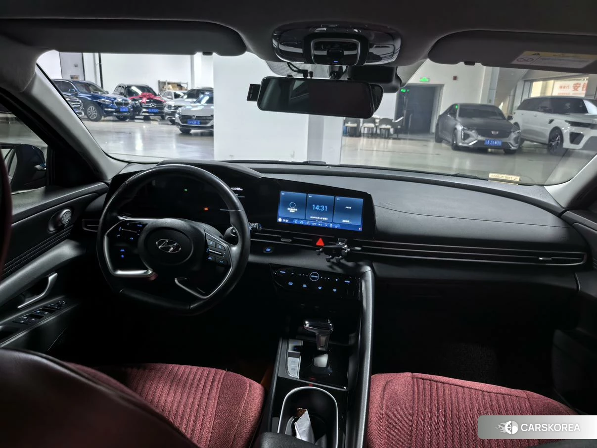 Hyundai Elantra id 4461701 из Китая 9