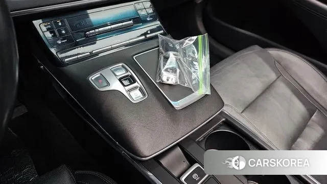 Hyundai The New Grandeur IG id 3519801 из Кореи 19