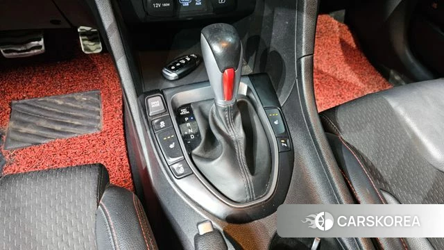 Hyundai Veloster (JS) id 3834761 из Кореи 19