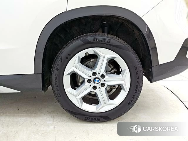 BMW X1 id 4313693 из Китая 19