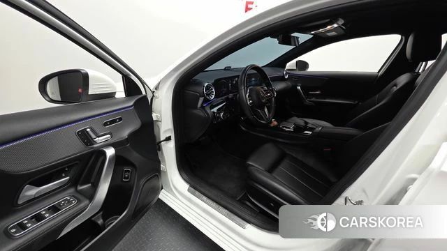 Mercedes-Benz A-Class W177 id 4764266 из Кореи 29