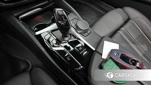 BMW 5 Series (G30) id 4528818 из Кореи 32