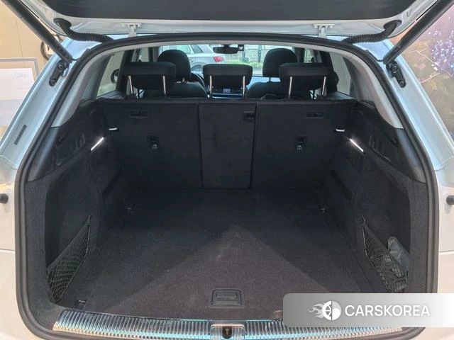 Audi Q5L id 4215606 из Китая 12