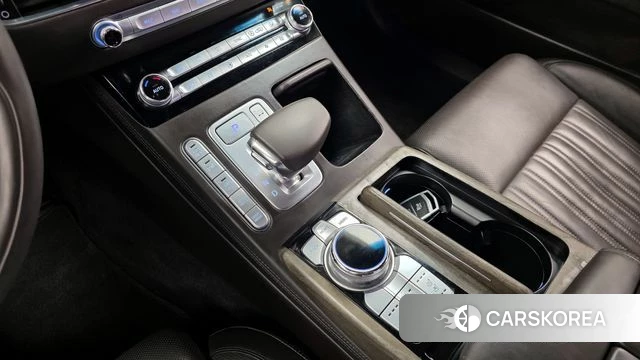 Genesis G90 id 3886006 из Кореи 19