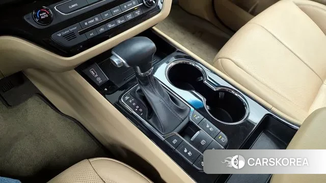 Kia The New Carnival id 3728692 из Кореи 19