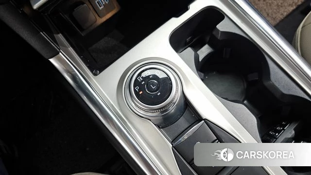 Ford Explorer 6th Generation id 4584746 из Кореи 37
