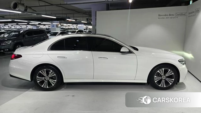 Mercedes-Benz E-Class W214 id 4474288 из Кореи 19
