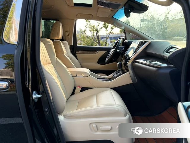 Toyota Wilfa id 4260669 из Китая 24