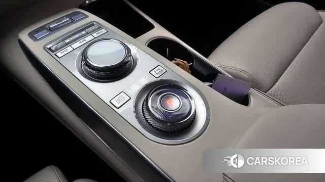 Genesis GV70 id 3590956 из Кореи 19