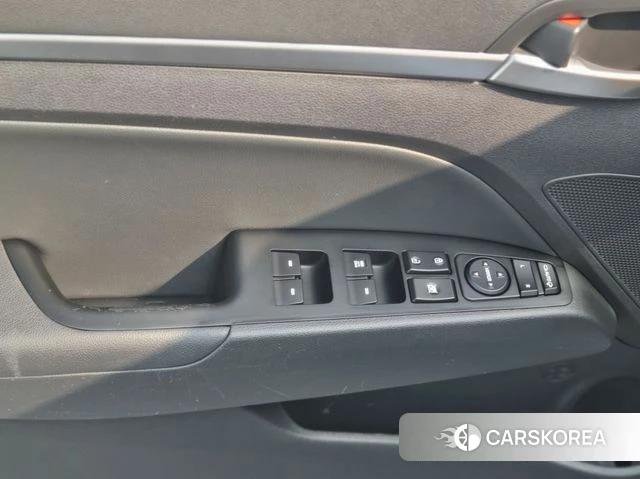 Hyundai The New Avante AD id 4255190 из Кореи 17