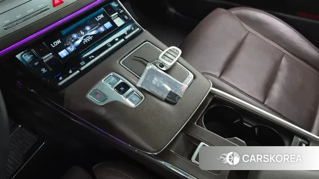 Hyundai The New Grandeur IG id 3028779 из Кореи 19