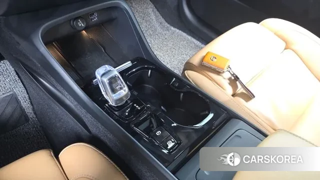 Volvo XC40 id 3438829 из Кореи 19