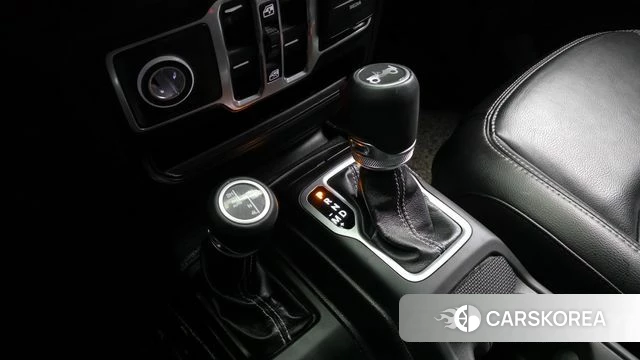 Jeep Wrangler (JL) id 3801448 из Кореи 19