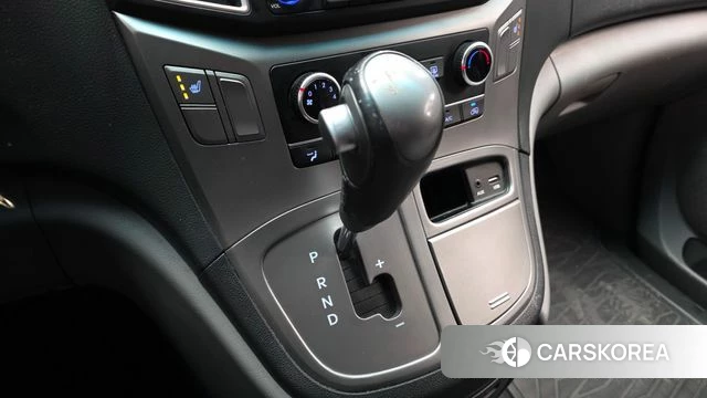 Hyundai The New Grand Starex id 3935773 из Кореи 19