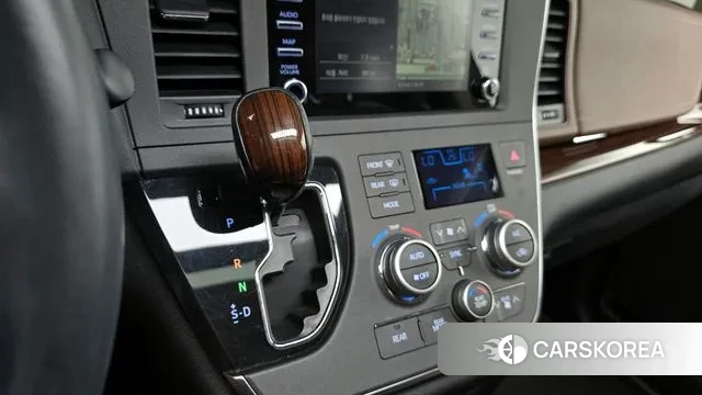 Toyota Sienna id 3024708 из Кореи 19