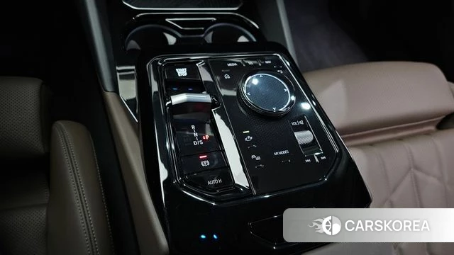 BMW 5 Series (G60) id 4222807 из Кореи 29