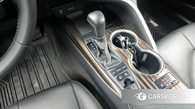 Toyota Camry (XV70) id 3796020 из Кореи 19