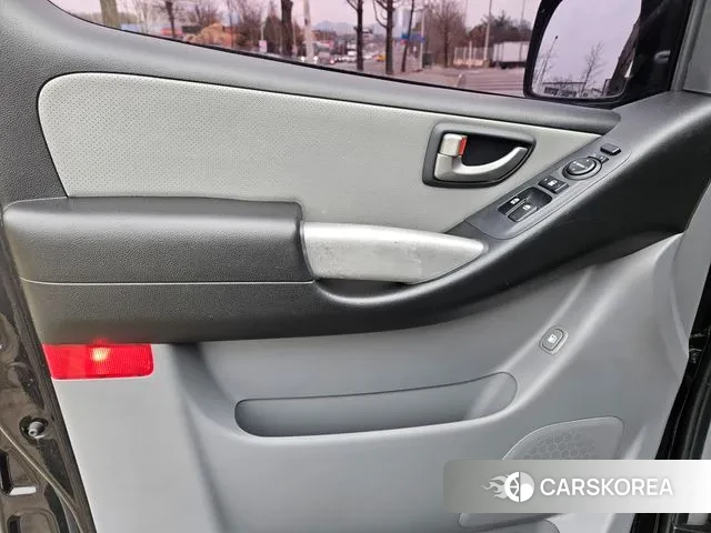 Hyundai The New Grand Starex id 3646848 из Кореи 19