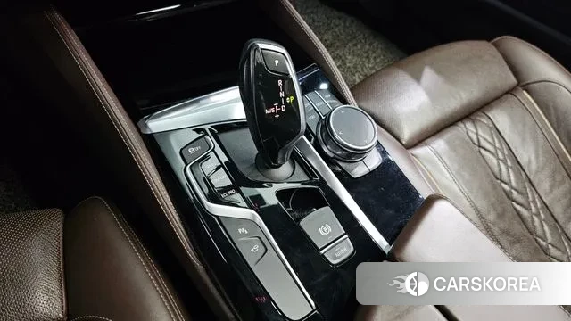 BMW 5 Series (G30) id 3336361 из Кореи 19