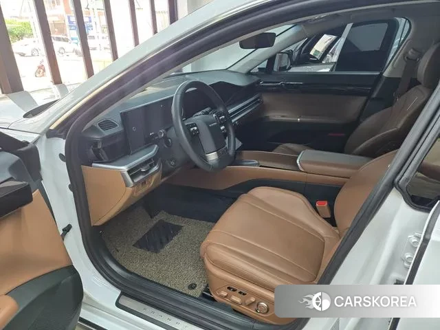 Hyundai Grandeur (GN7) id 3058291 из Кореи 19