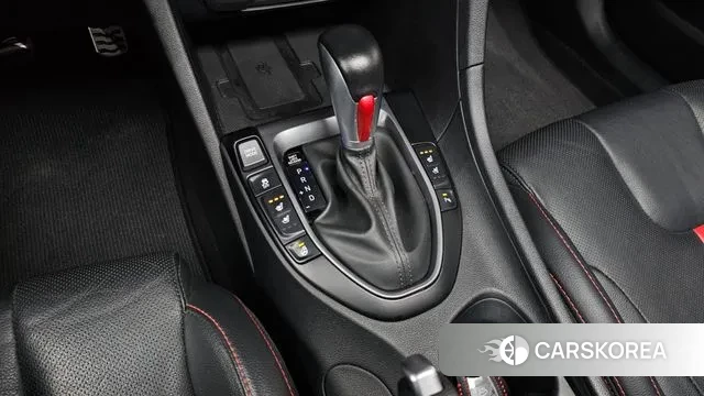 Hyundai Veloster (JS) id 3546985 из Кореи 19