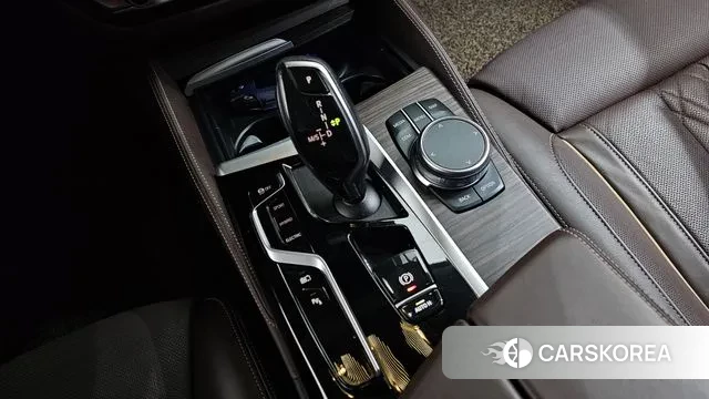 BMW 5 Series (G30) id 3372648 из Кореи 19