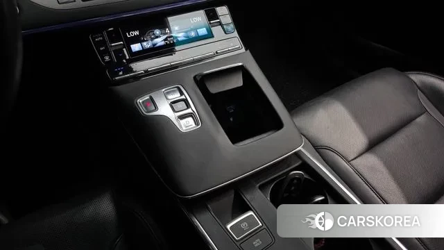 Hyundai The New Grandeur IG id 3121873 из Кореи 19