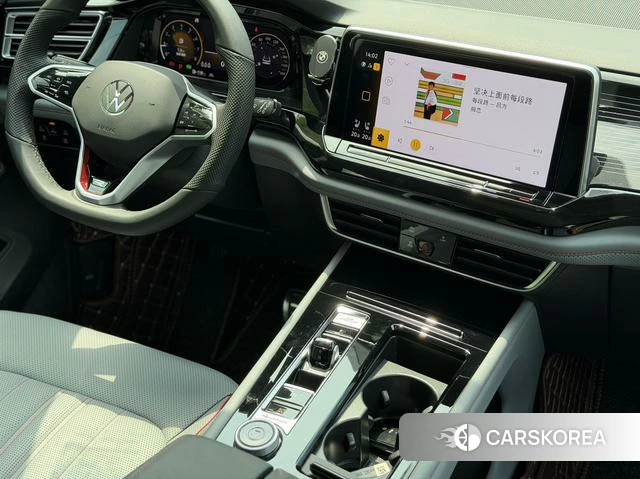 Volkswagen Tourang id 4278626 из Китая 14