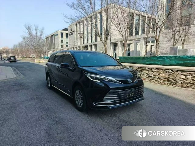 Toyota Saina id 4205843 из Китая 9
