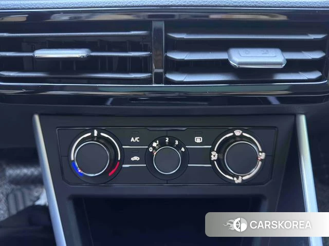 Volkswagen Polo id 4264558 из Китая 19