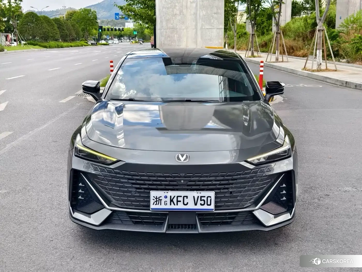 Chang'an Changan UNI-V id 4565263 из Китая 15