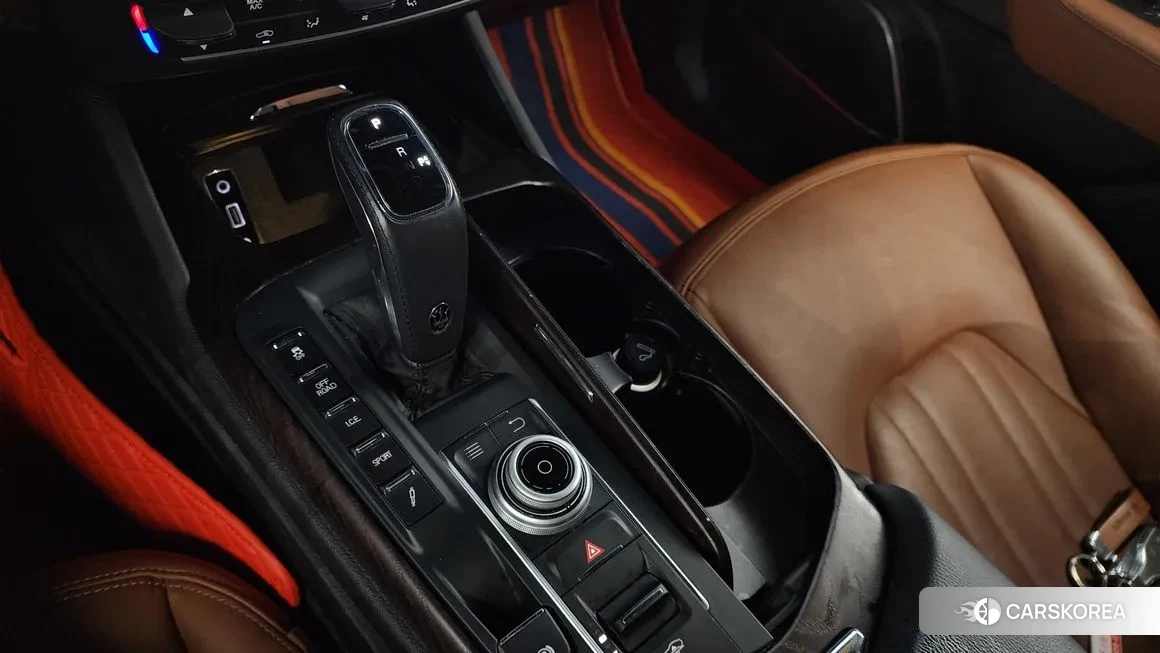 Maserati Levante id 1943678 из Кореи 19