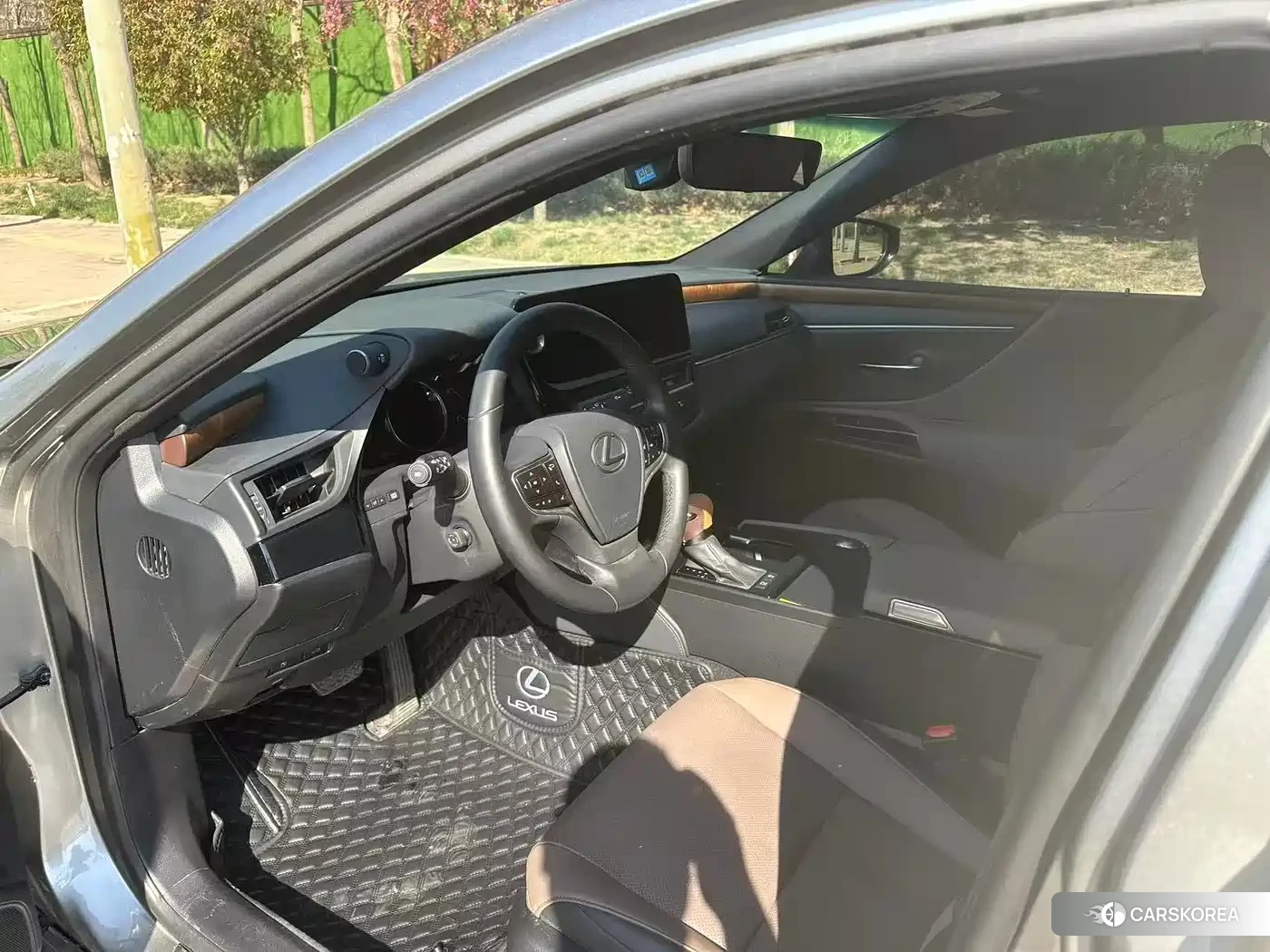Lexus ES id 4617136 из Китая 9