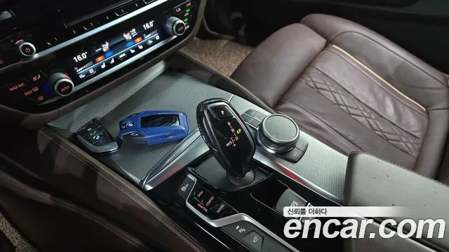 BMW 5 Series (G30) id 2936942 из Кореи 19