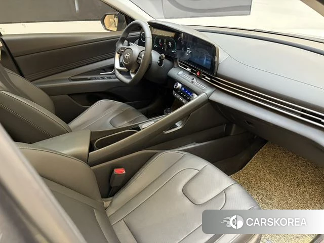 Hyundai Elantra id 4277483 из Китая 23