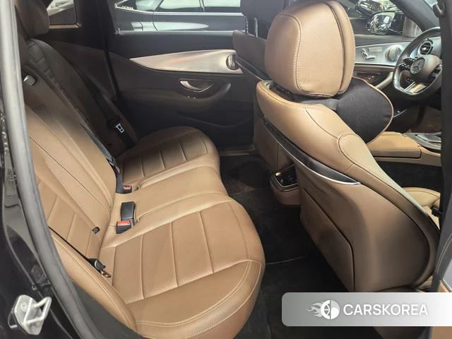 Mercedes-Benz E-class id 4274509 из Китая 9