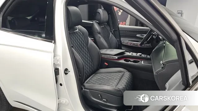 Genesis GV70 id 3300057 из Кореи 19