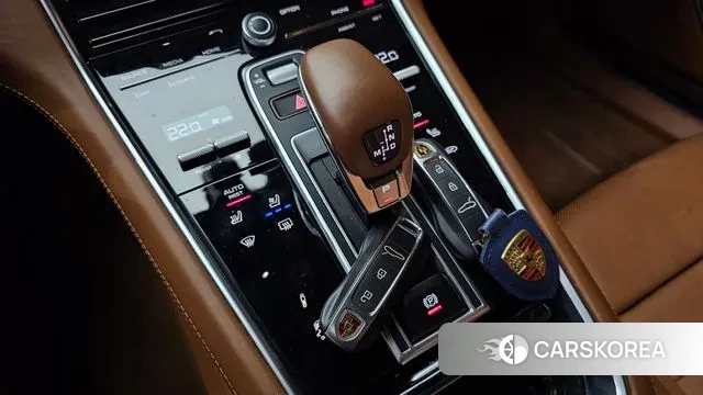 Porsche Panamera (971) id 3106950 из Кореи 19