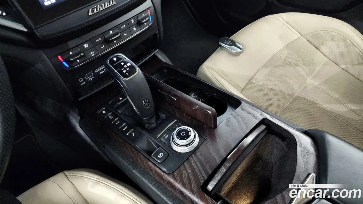 Maserati Ghibli id 2147815 из Кореи 19